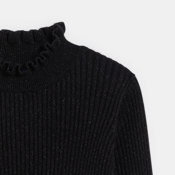 كنزة مضلّعة رقبة عالية مكشكشة باللون الأسود للفتيات